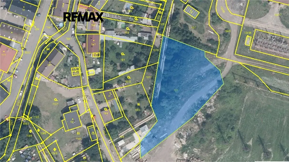 Prodej pole 3247 m²